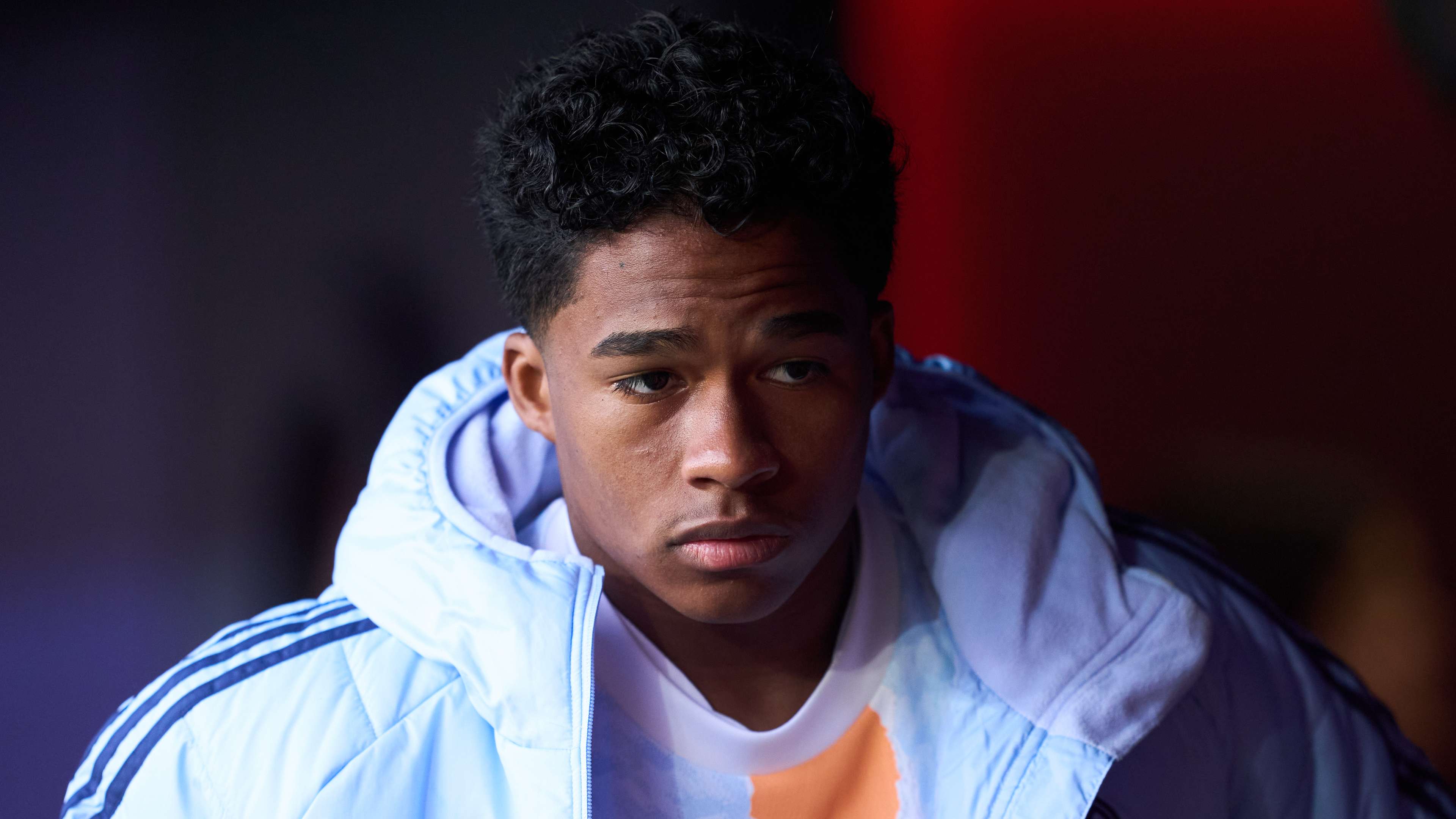 守球员果断 守球员果断